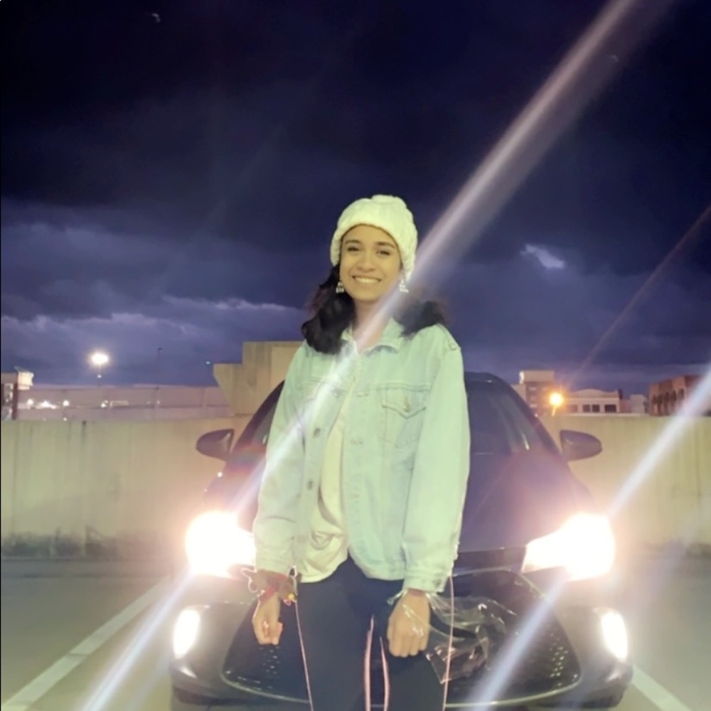 Meet your Posher, Aleena